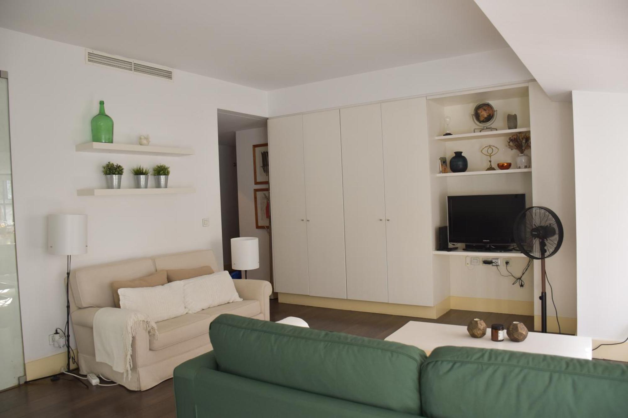 S. Bento W/ Garage Apartment *